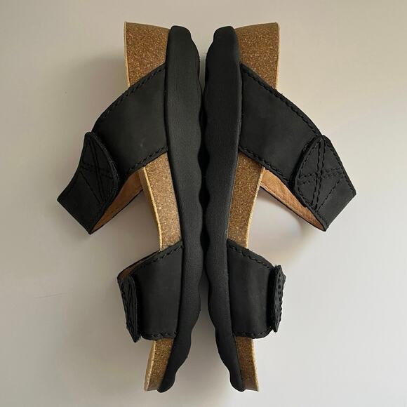 Dansko Maddy Wedge Sandals Nubuck Leather Slip-On Comfort Black Size 40/9.5-10 - Picture 5 of 12